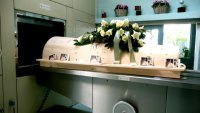 invoer_kist_in_crematieoven_crematorium_dieren